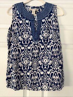 david brooks Navy and White Sleeveless Printed Blouse